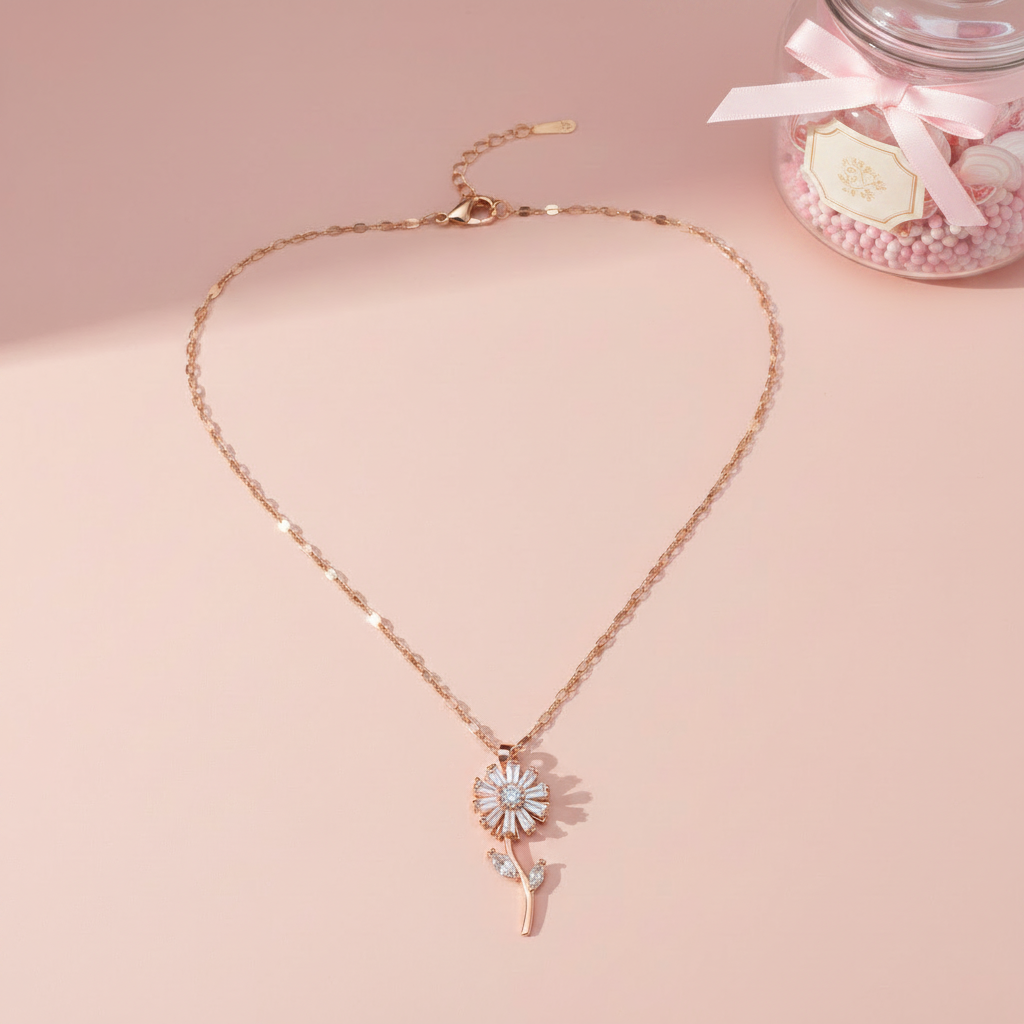 The Bloom Spin Necklace
