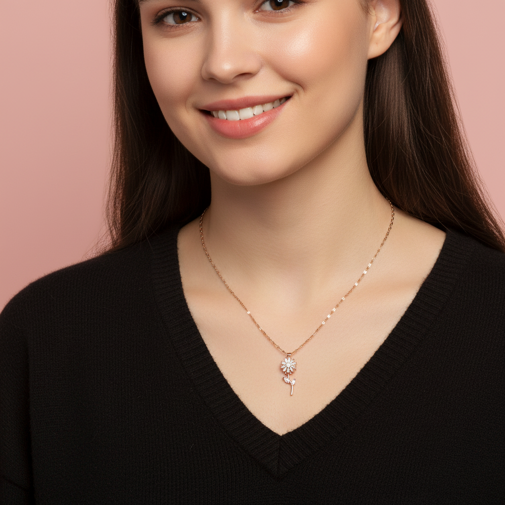 The Bloom Spin Necklace