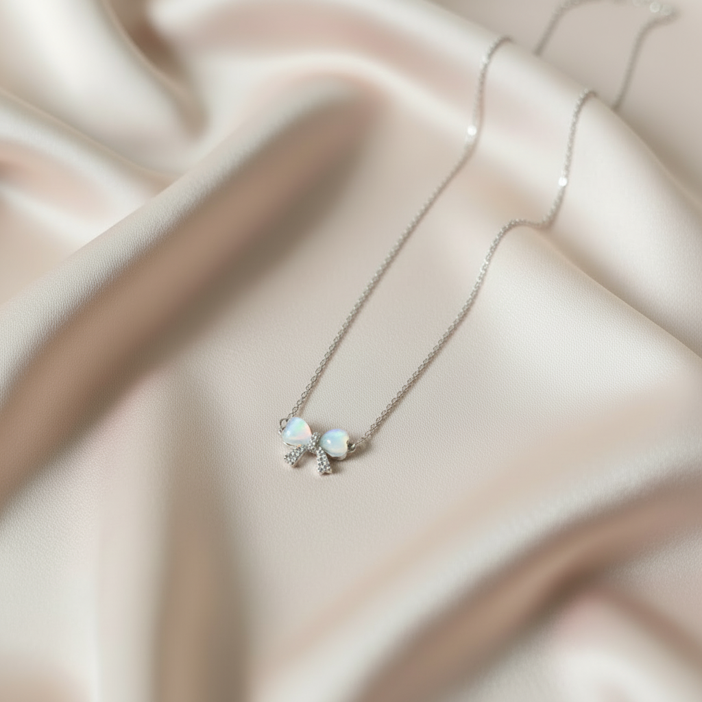 The Dewy Bow Necklace
